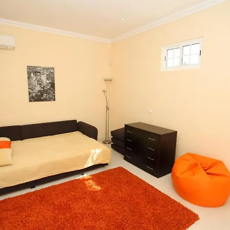 Sleeps 16 Pool Air Con Wifi *