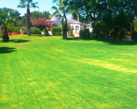 Sleeps 16 Pool Air Con Wifi